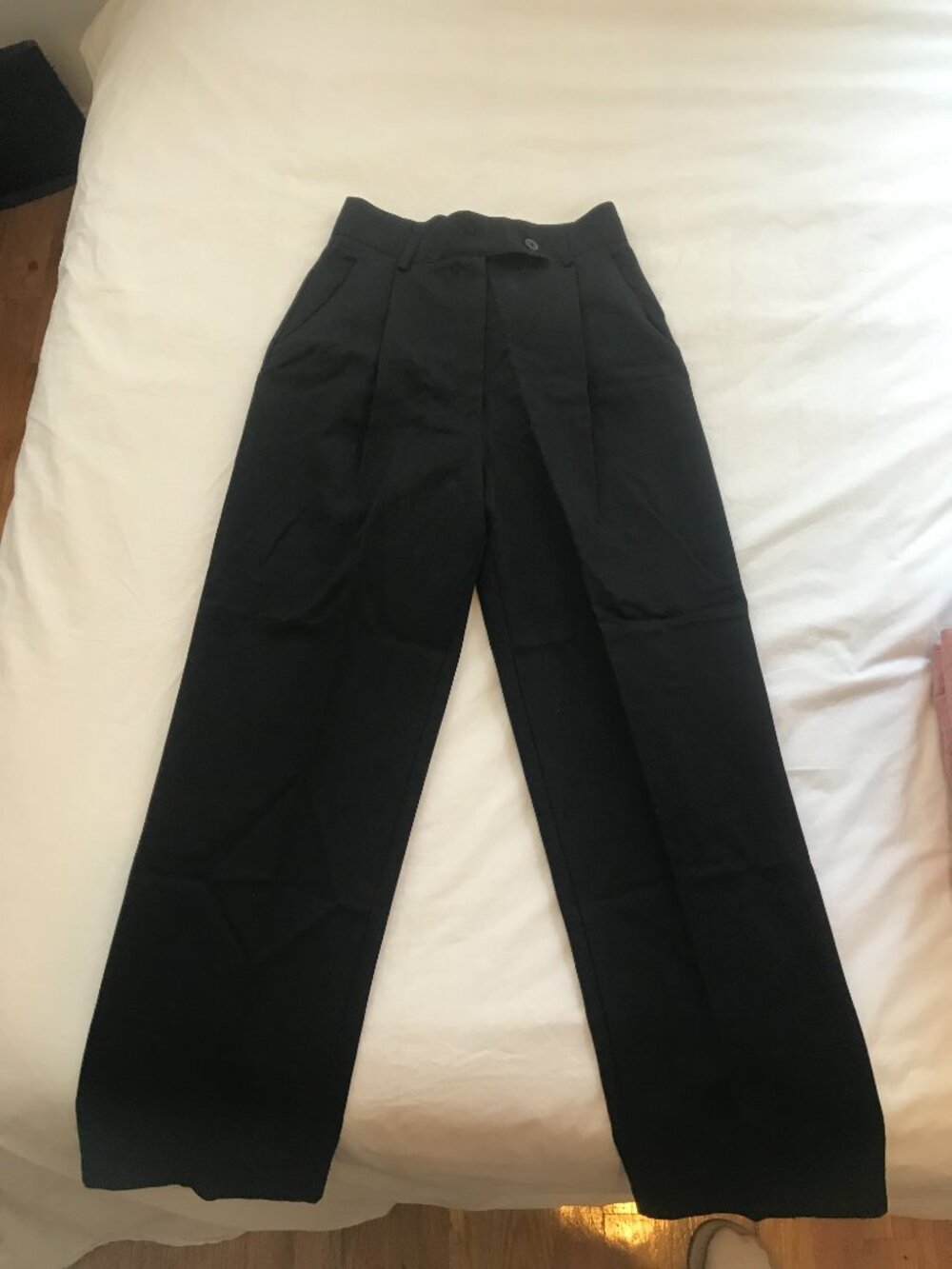 Kate Black Wool Pants - Picture 2 of 6